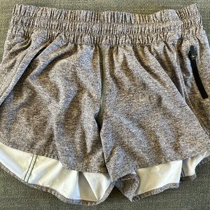Lululemon tracker shorts